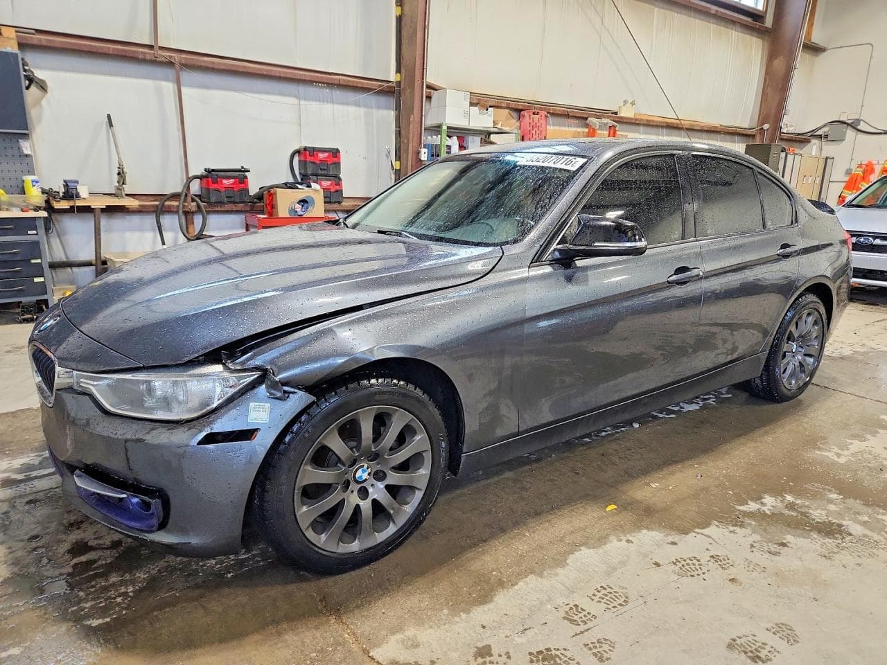 BMW 320