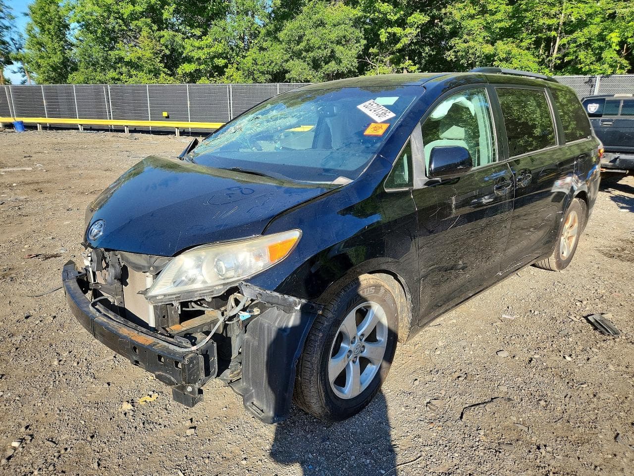 TOYOTA SIENNA