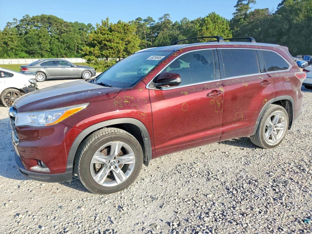 2016 TOYOTA HIGHLANDER