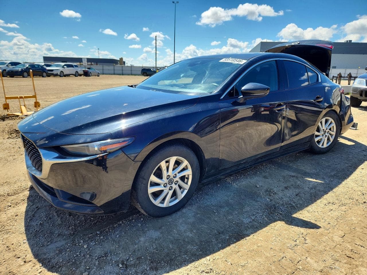 MAZDA 3