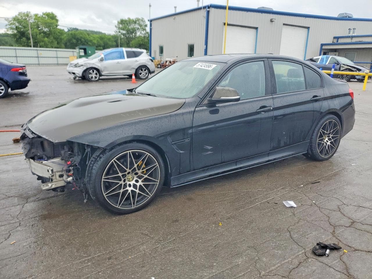 BMW 320