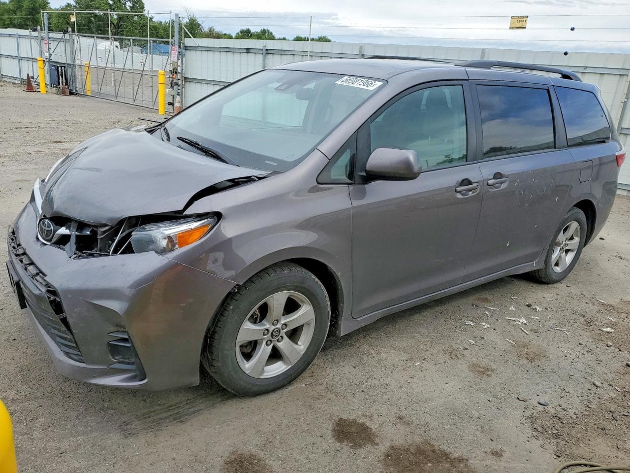 TOYOTA SIENNA