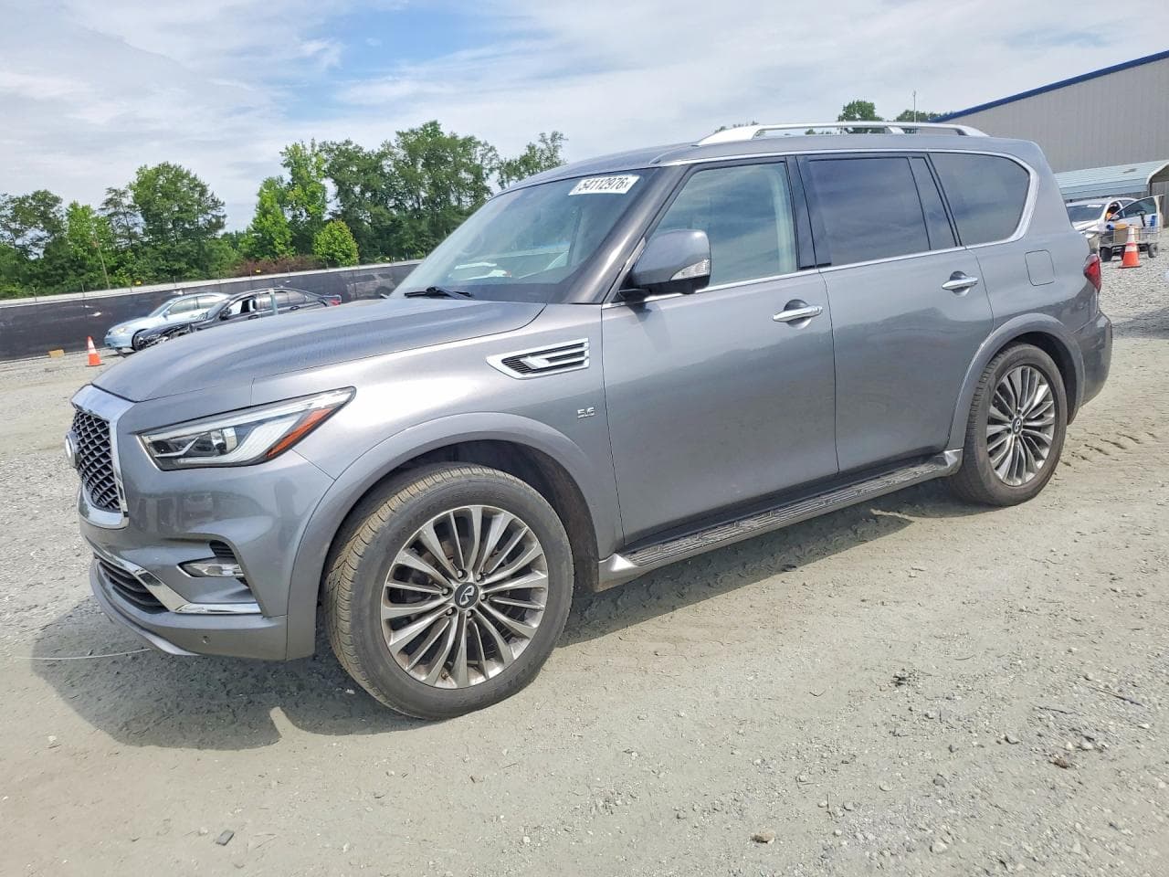 INFINITI QX80