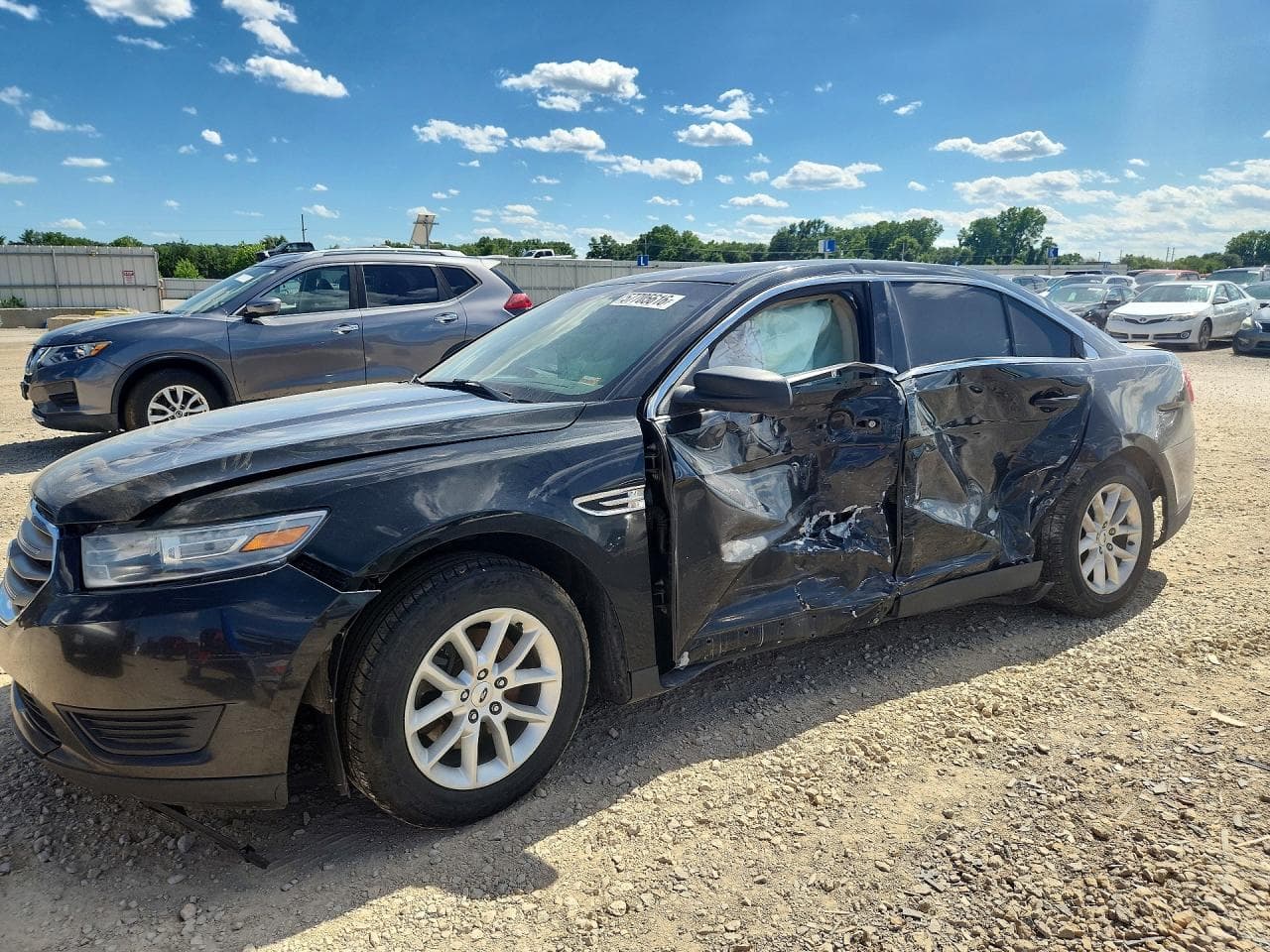 FORD TAURUS