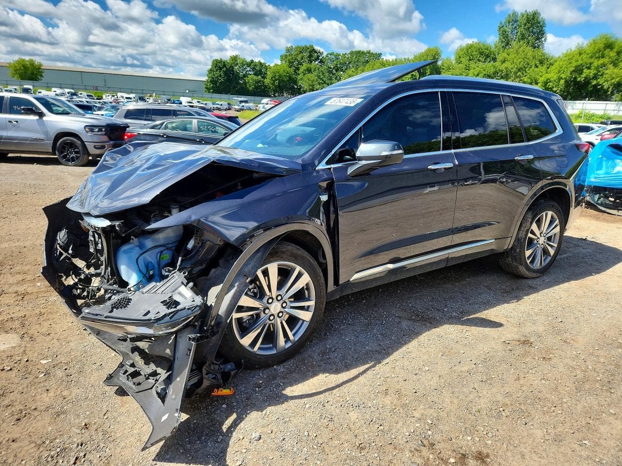 CADILLAC XT6