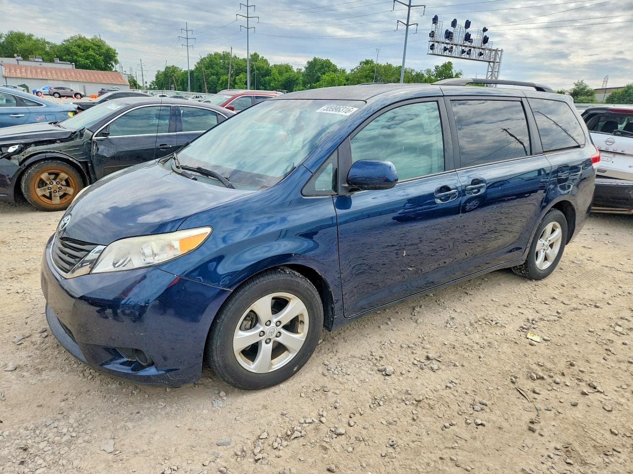 TOYOTA SIENNA