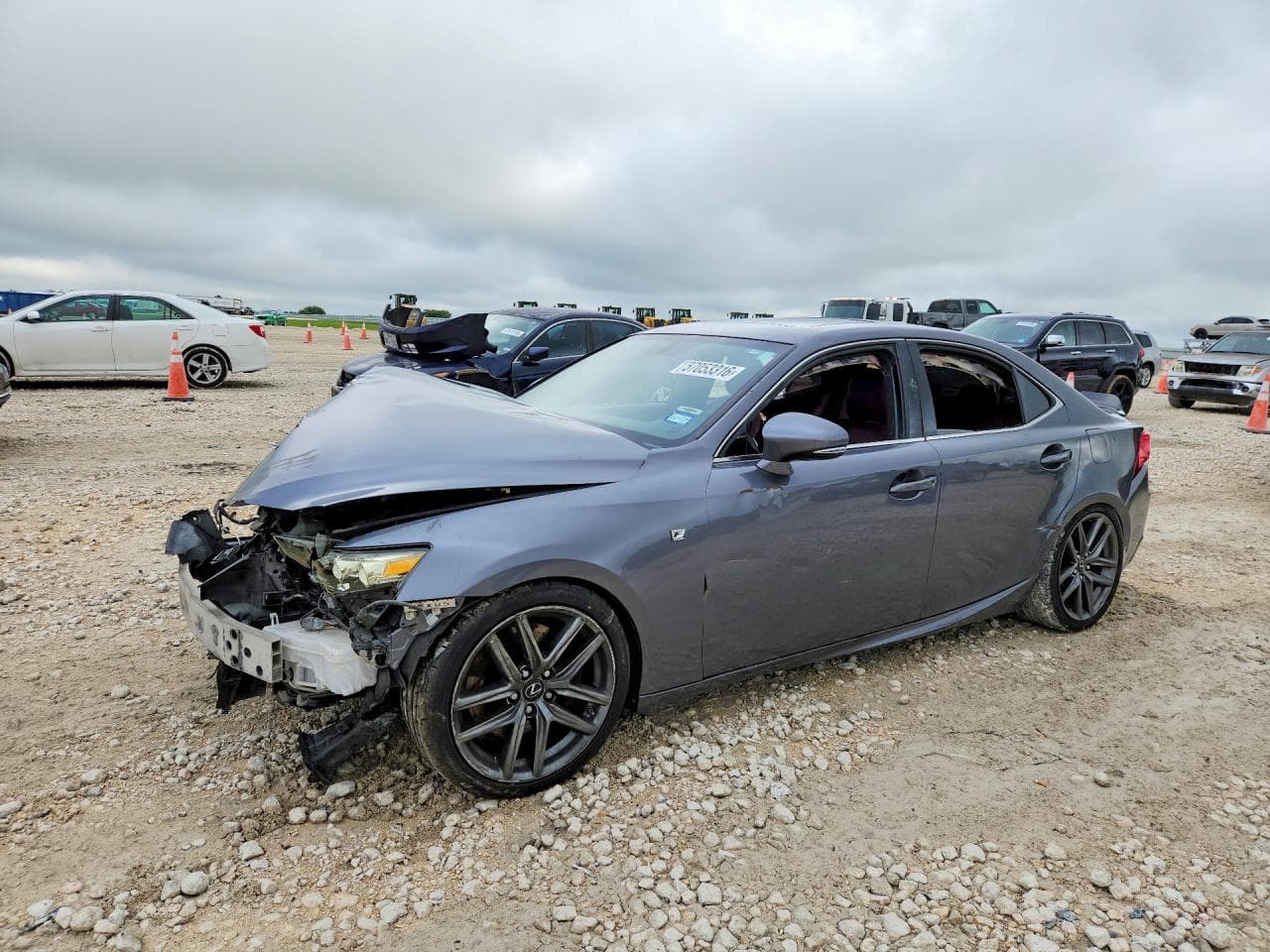 LEXUS IS