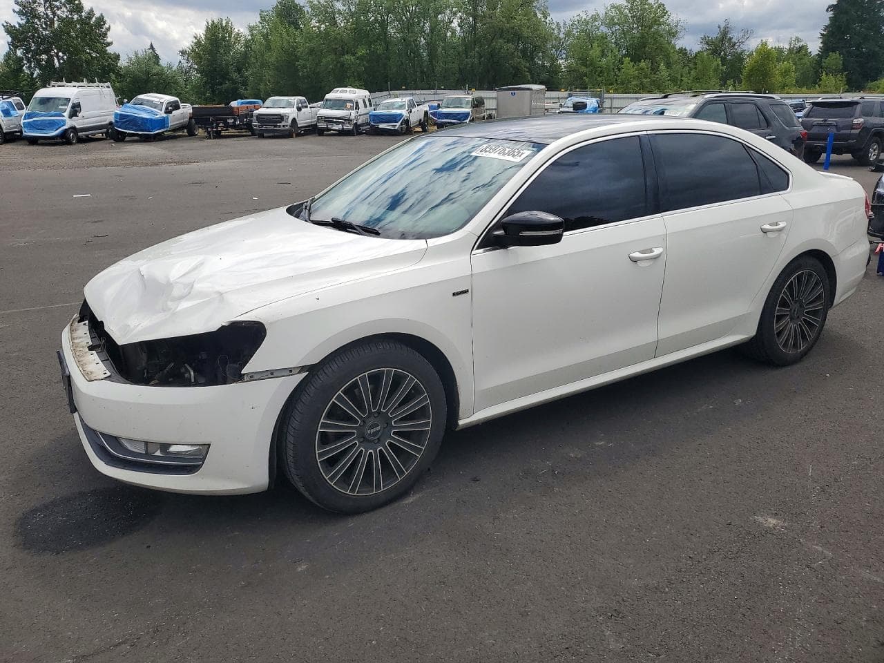 VOLKSWAGEN PASSAT