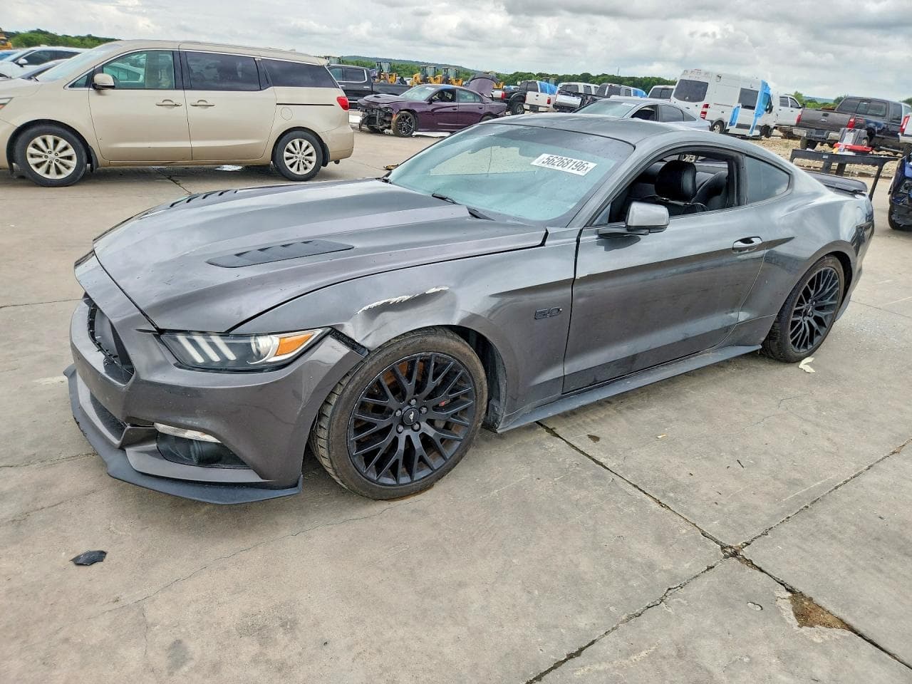 FORD MUSTANG