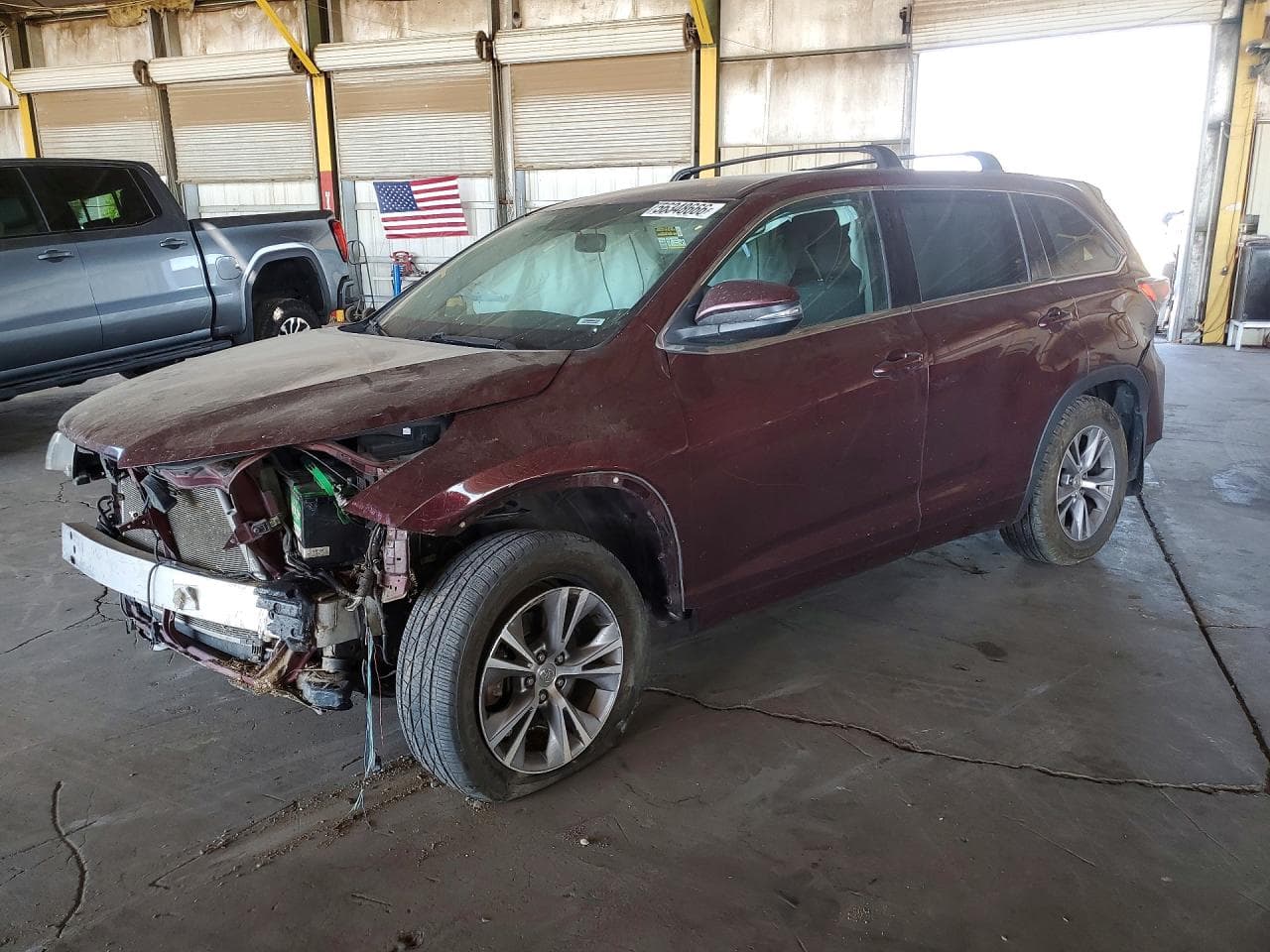 TOYOTA HIGHLANDER