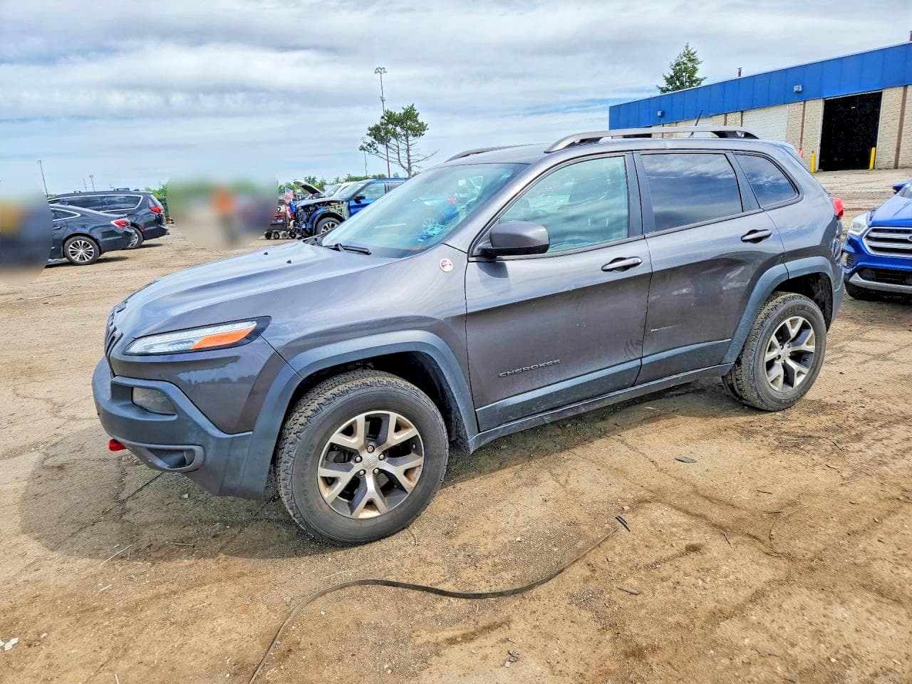 JEEP CHEROKEE