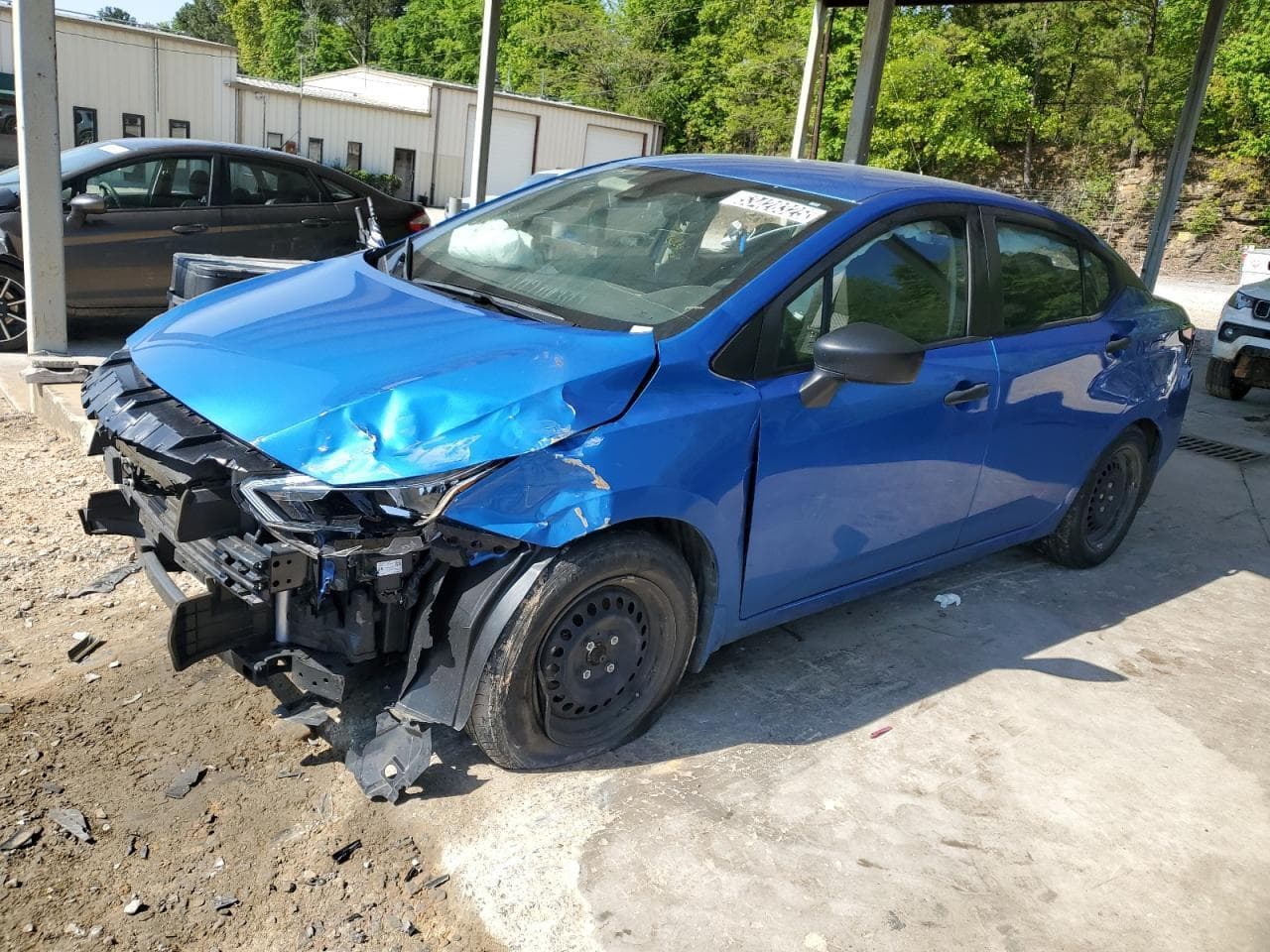 NISSAN VERSA S