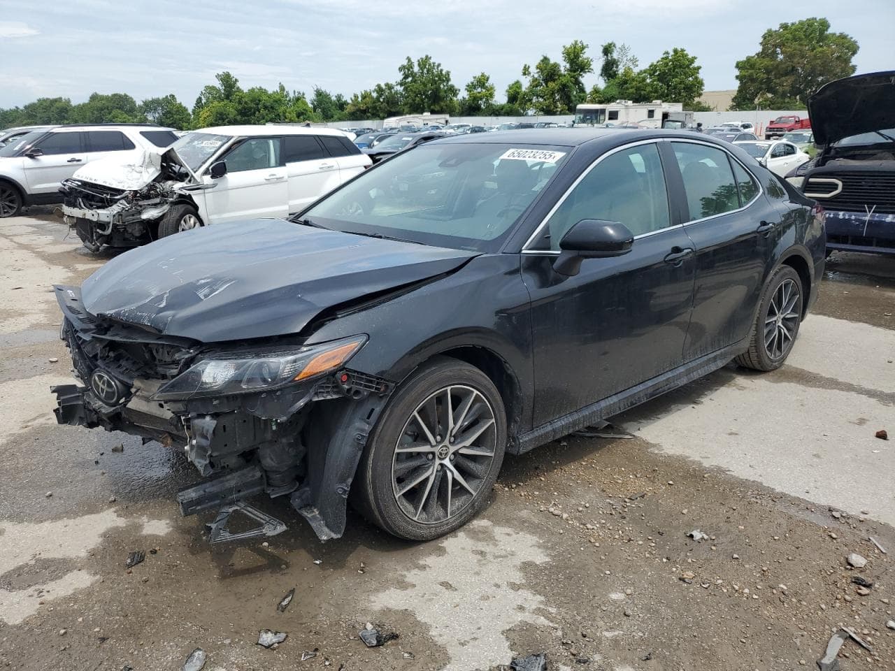 TOYOTA CAMRY