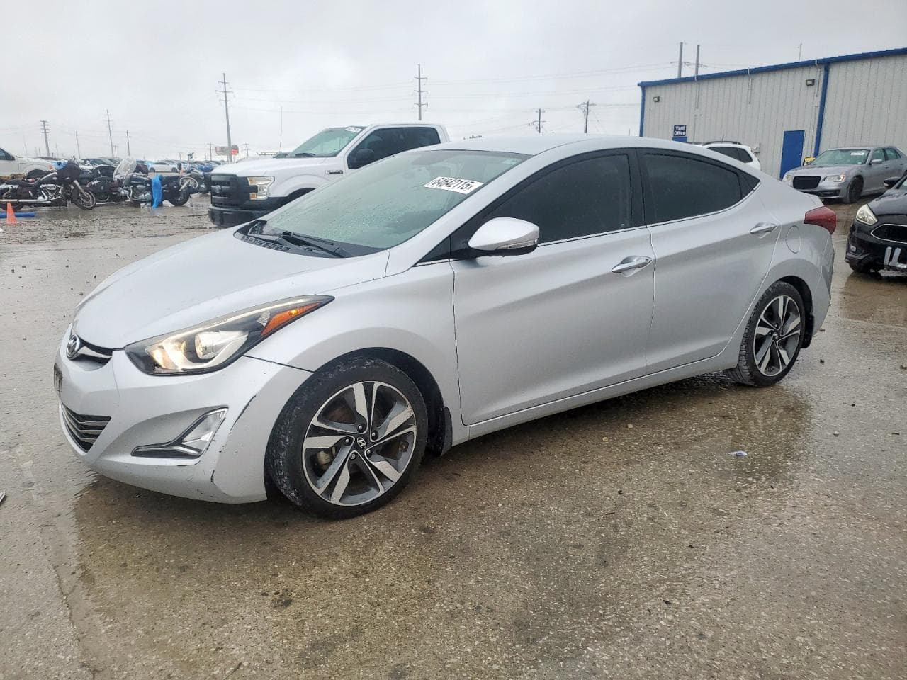 HYUNDAI ELANTRA