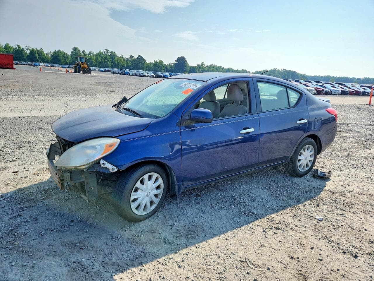NISSAN VERSA