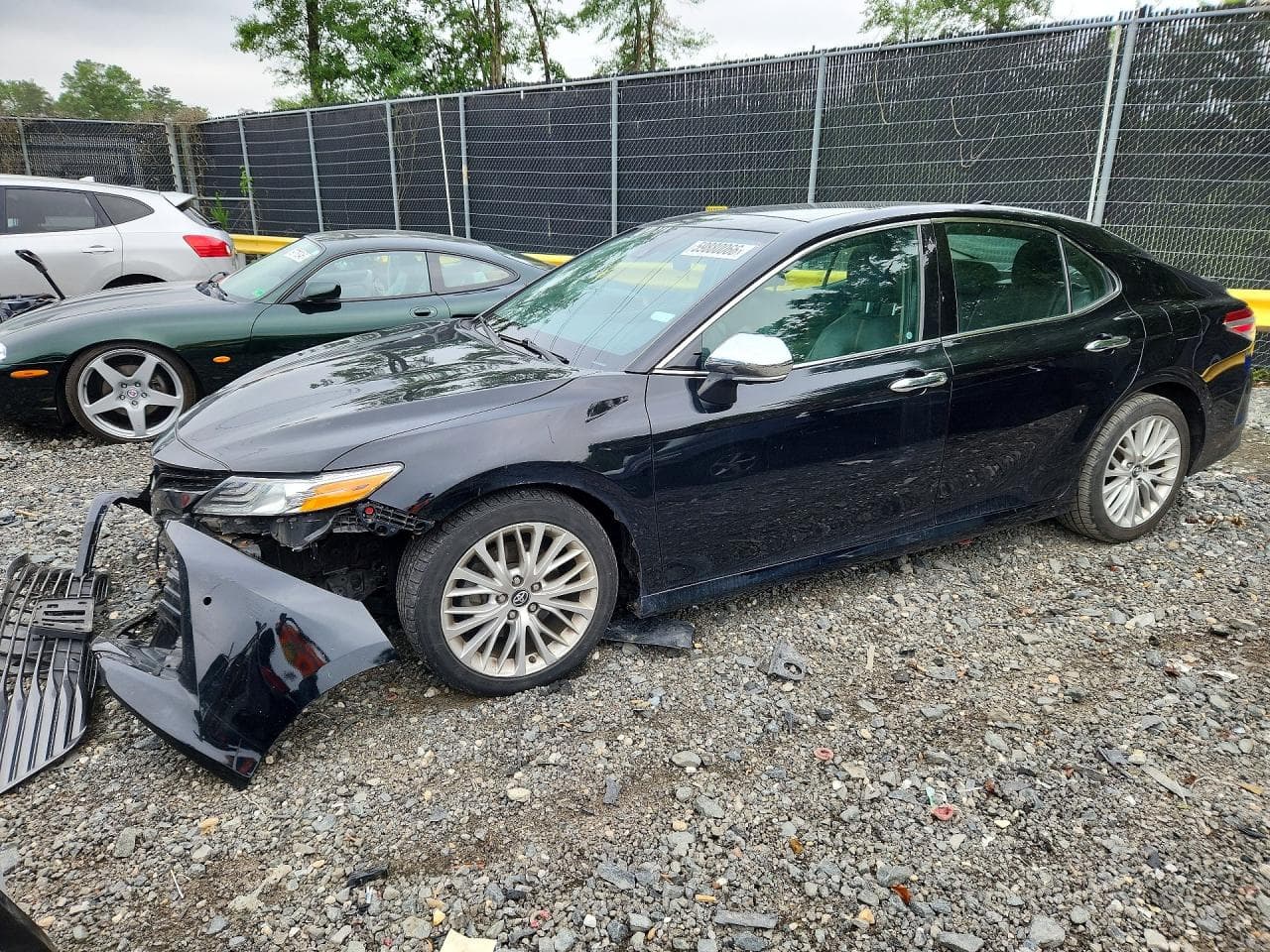 TOYOTA CAMRY