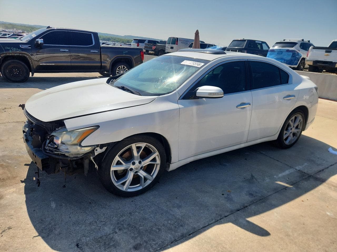 2012 NISSAN MAXIMA