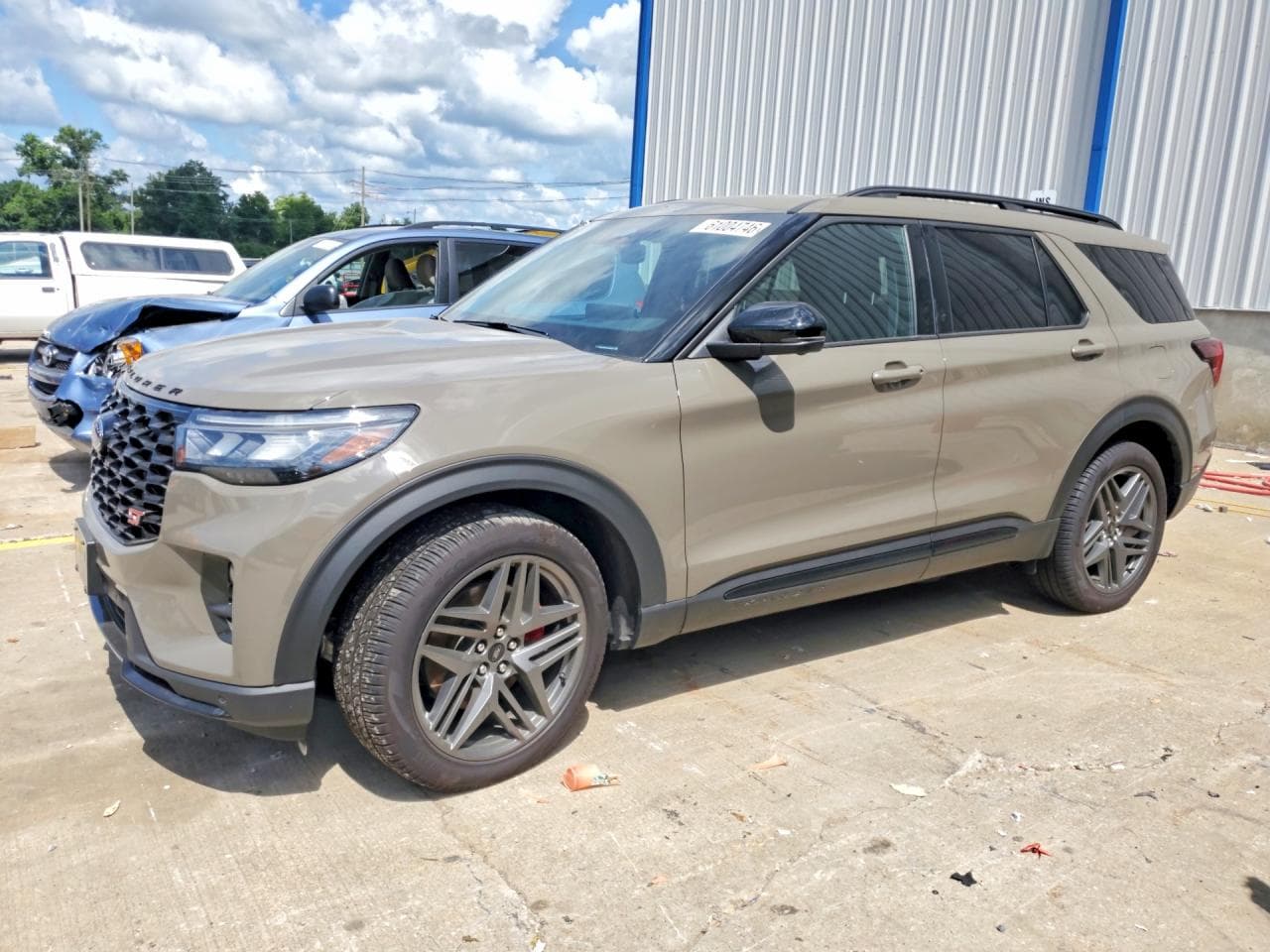 FORD EXPLORER