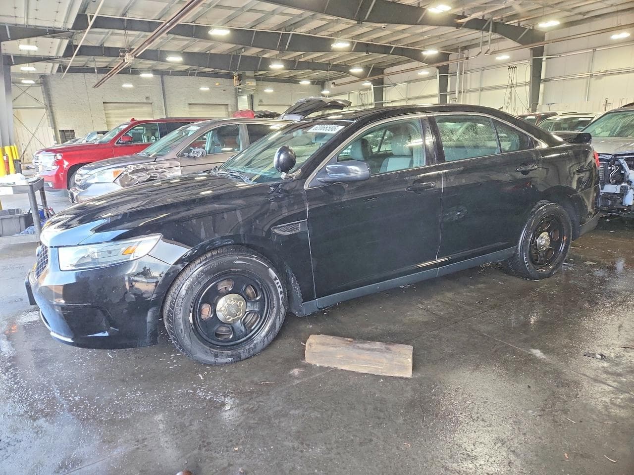 FORD TAURUS