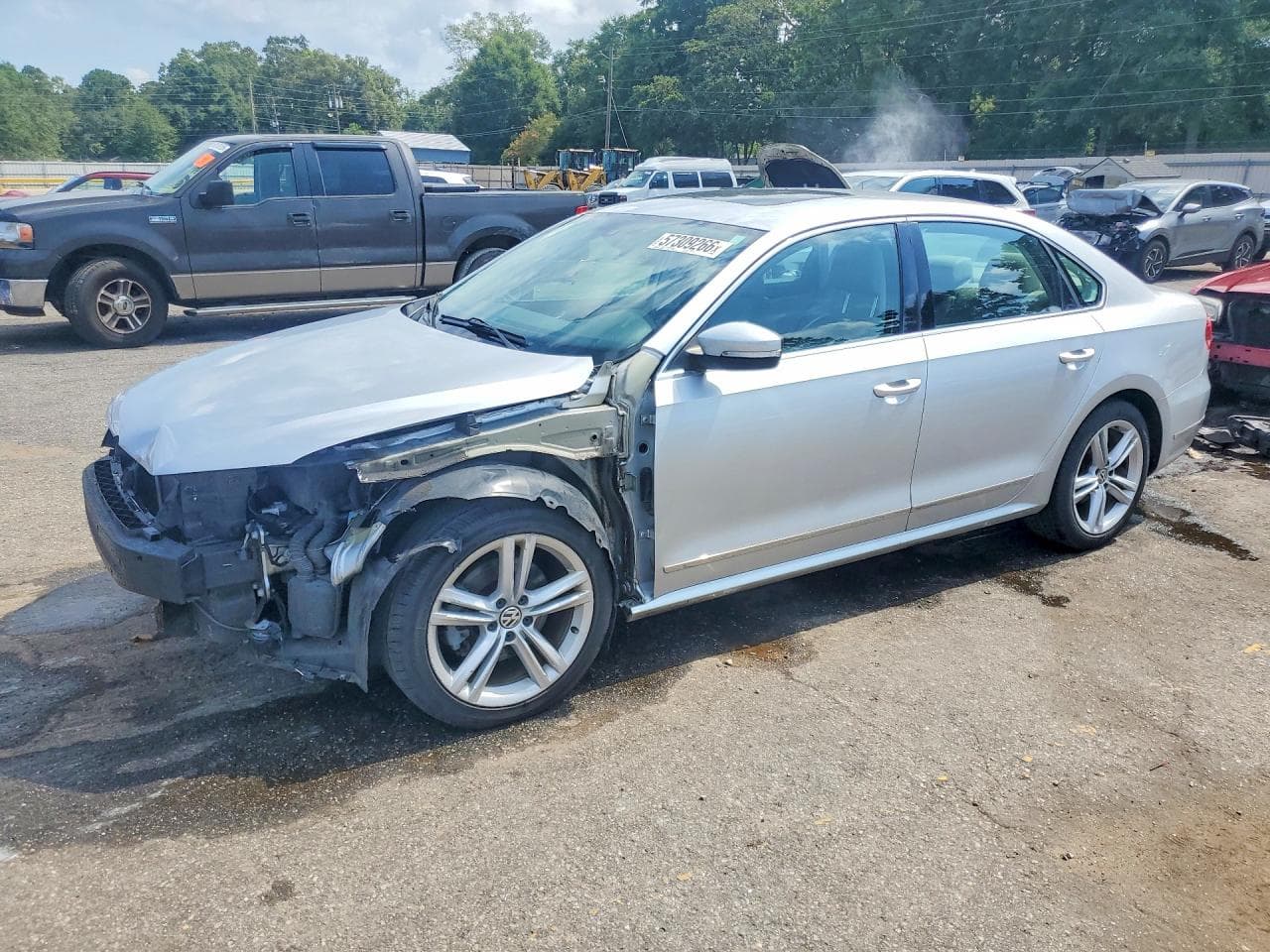VOLKSWAGEN PASSAT