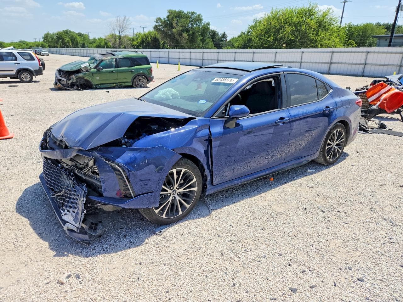 TOYOTA CAMRY