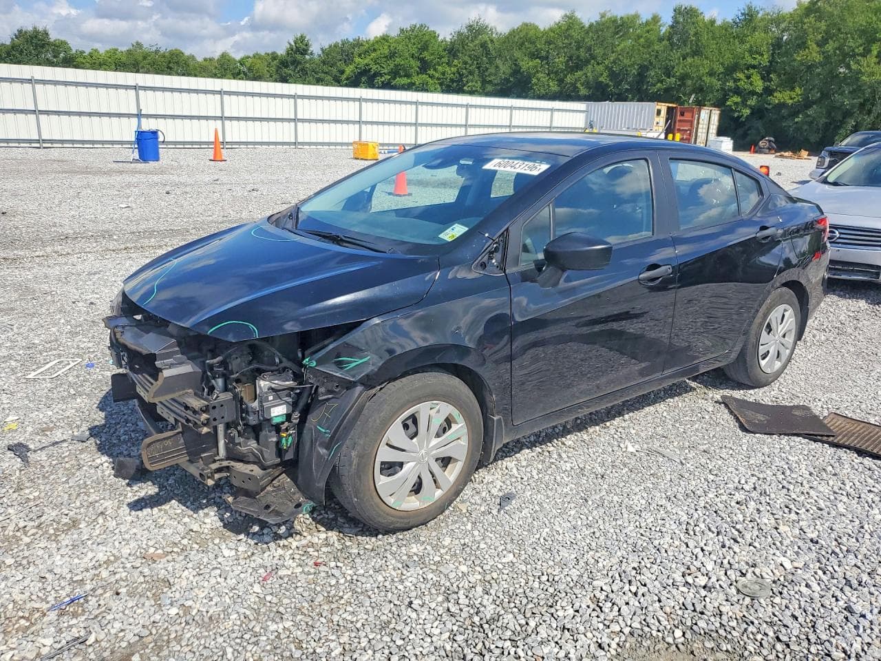 NISSAN VERSA