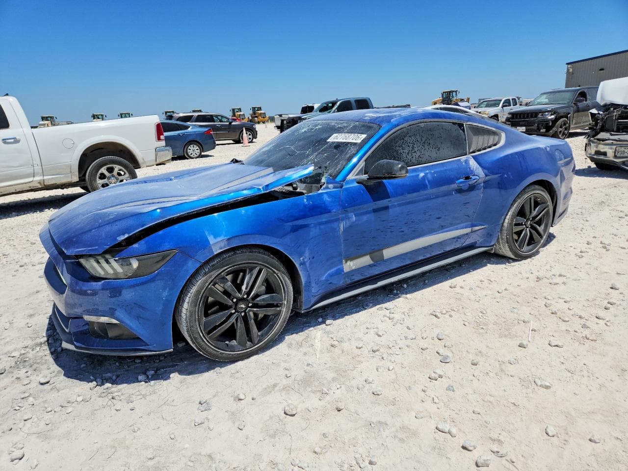 FORD MUSTANG