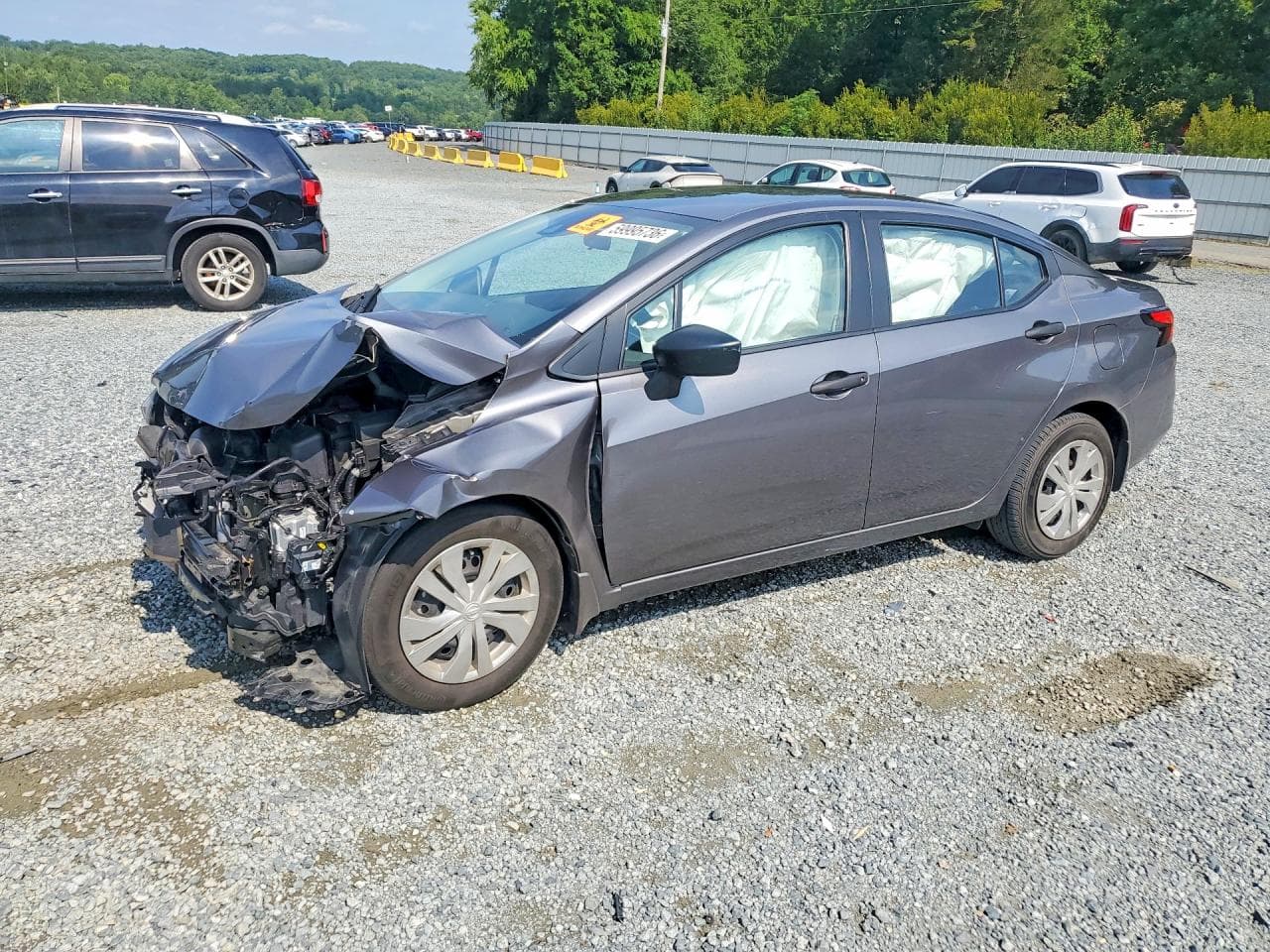 NISSAN VERSA