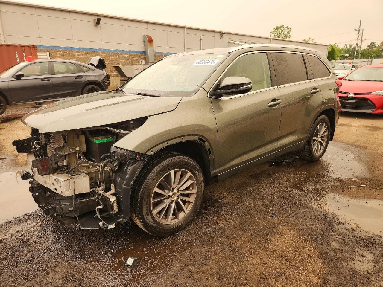 TOYOTA HIGHLANDER