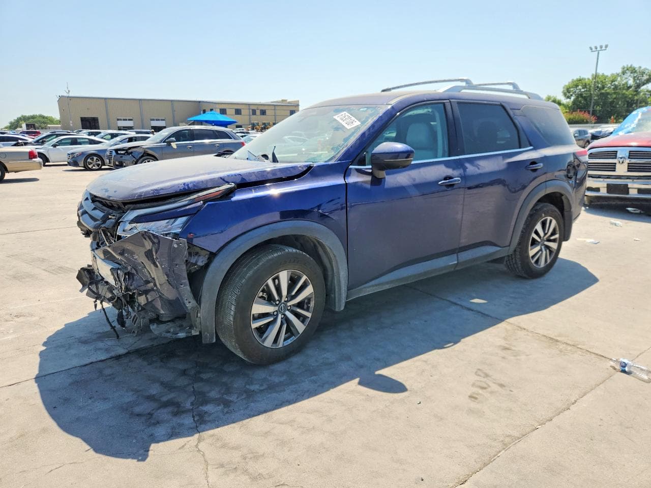 NISSAN PATHFINDER