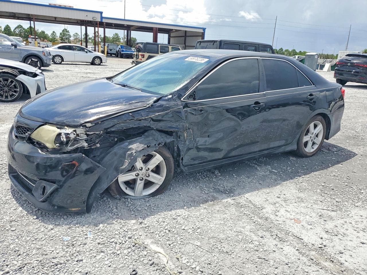 TOYOTA CAMRY