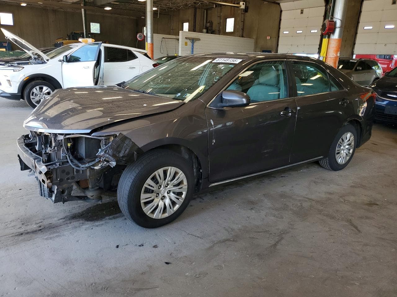 TOYOTA CAMRY