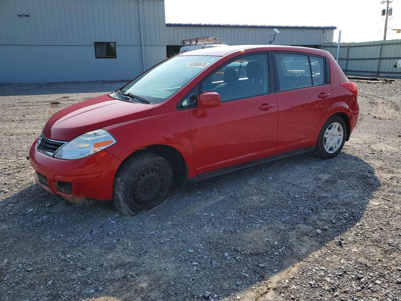 NISSAN VERSA