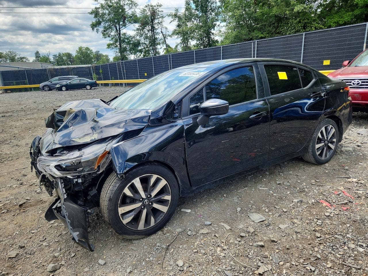 NISSAN VERSA