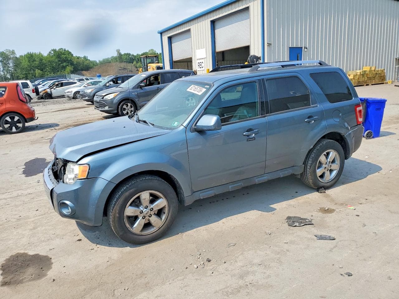 FORD ESCAPE