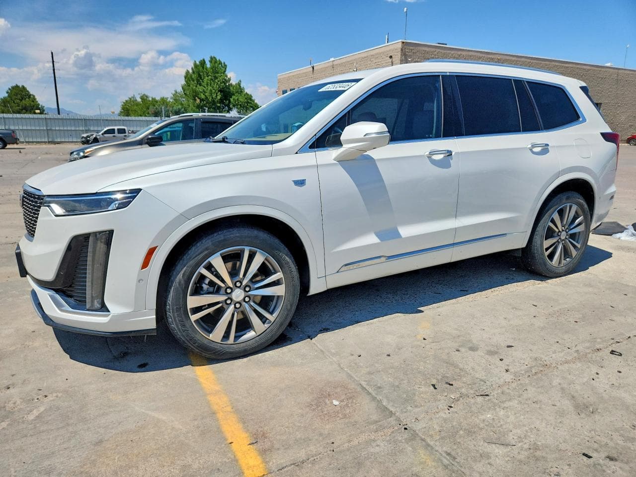 CADILLAC XT6