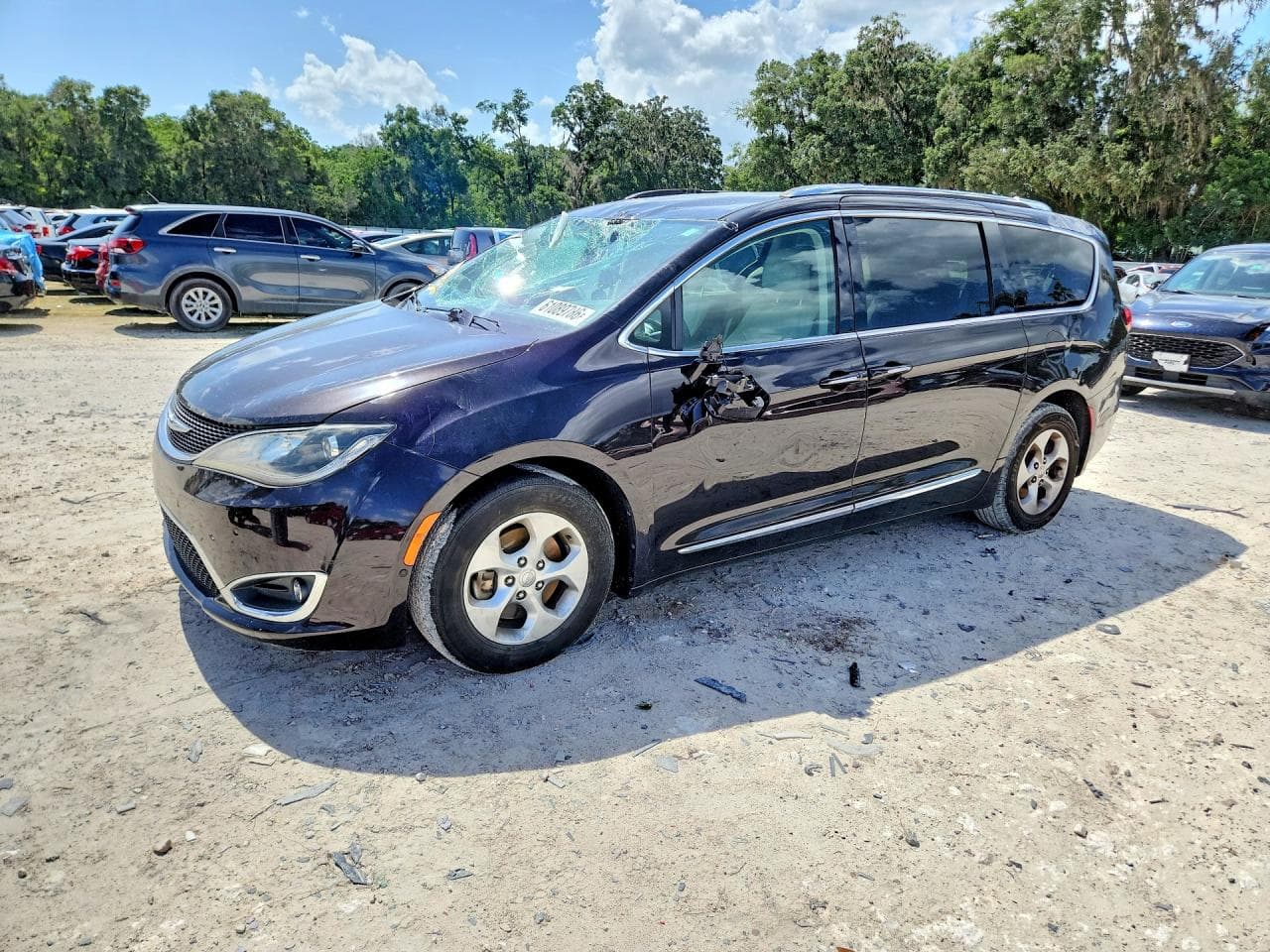 CHRYSLER PACIFICA