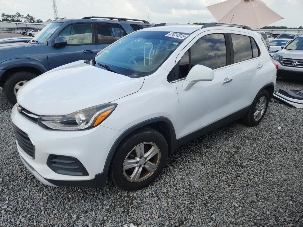CHEVROLET TRAX