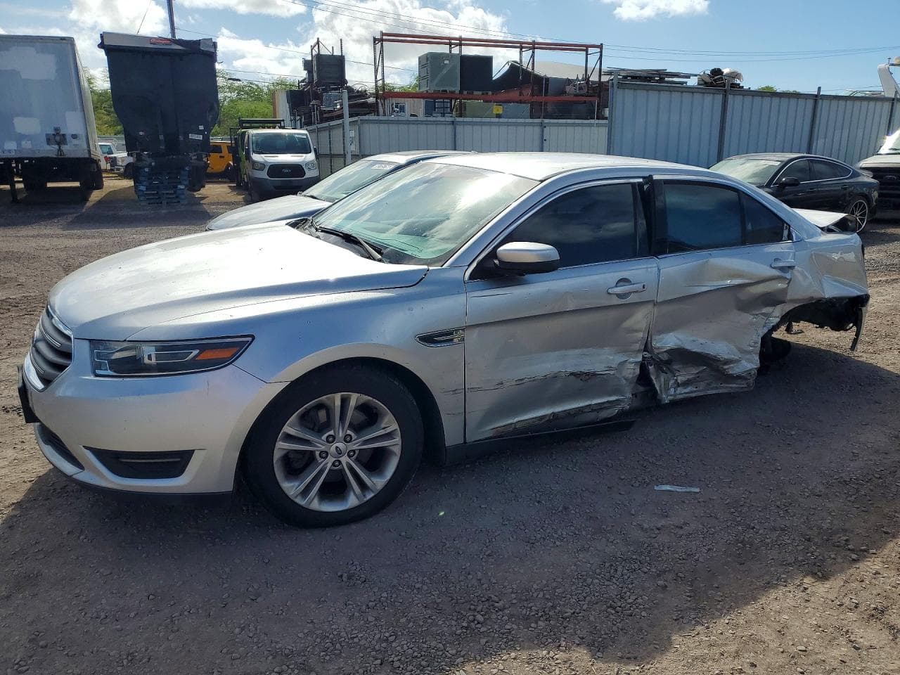 FORD TAURUS