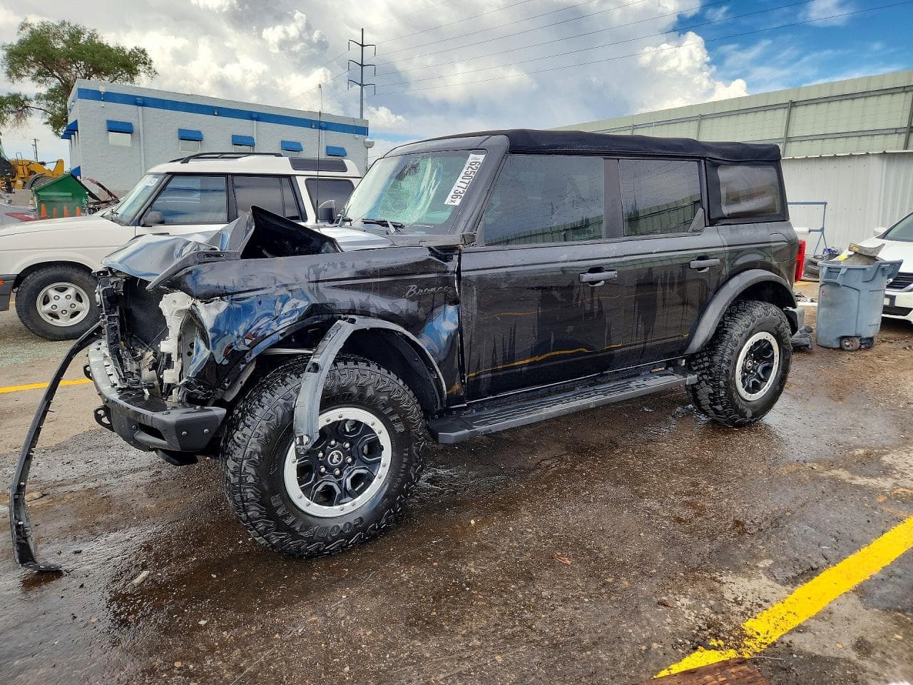 FORD BRONCO