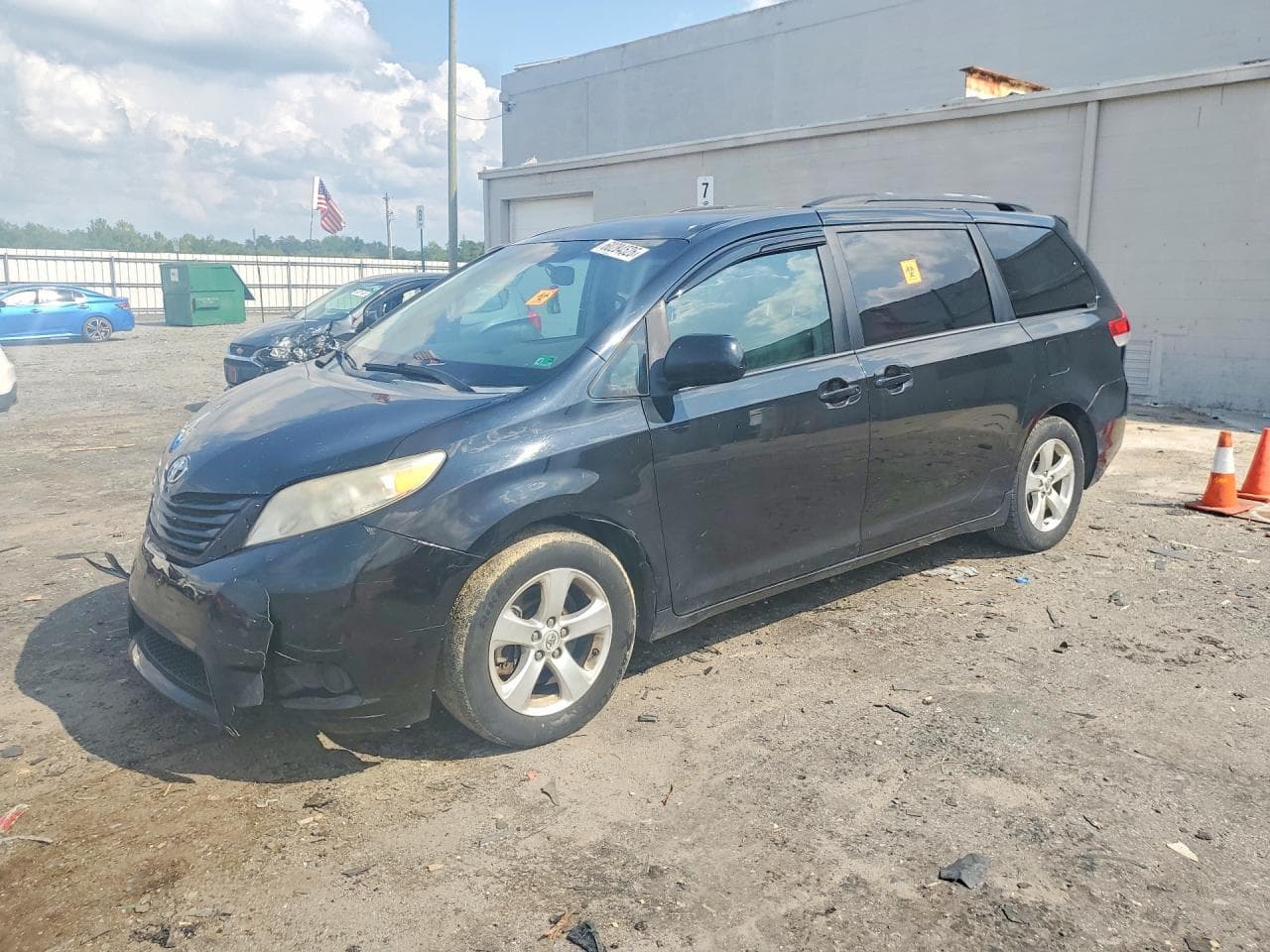 TOYOTA SIENNA