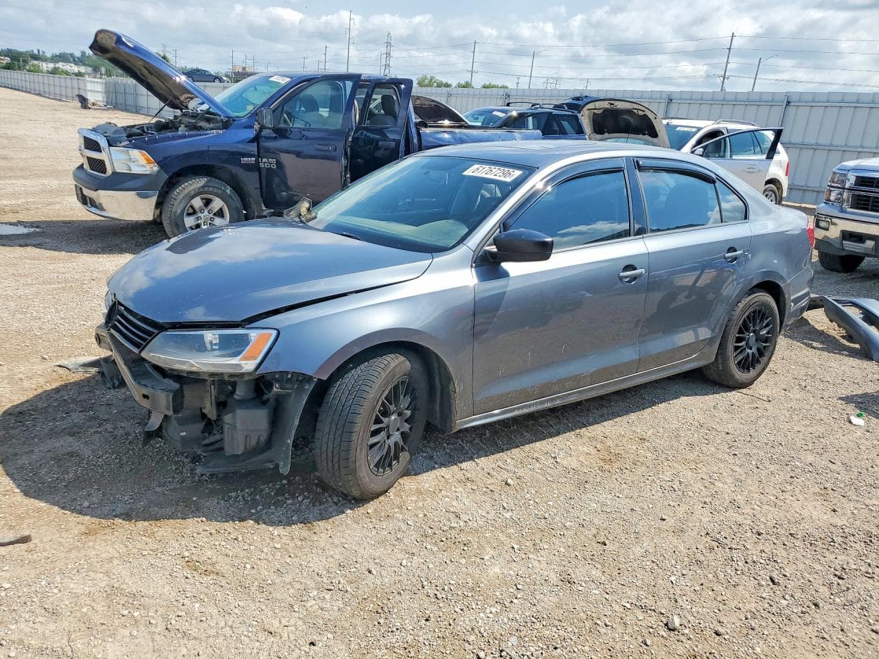 VOLKSWAGEN JETTA