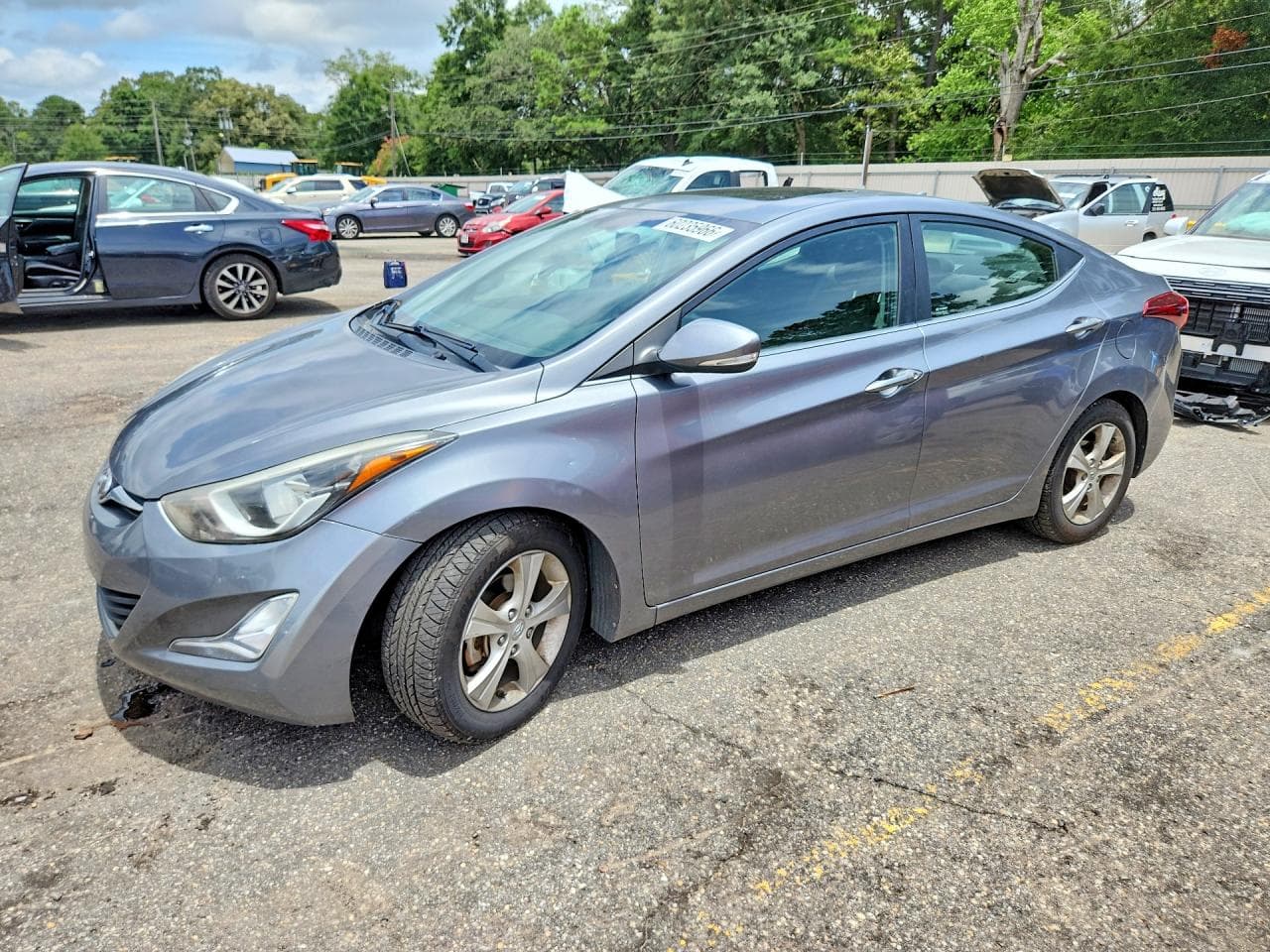 HYUNDAI ELANTRA