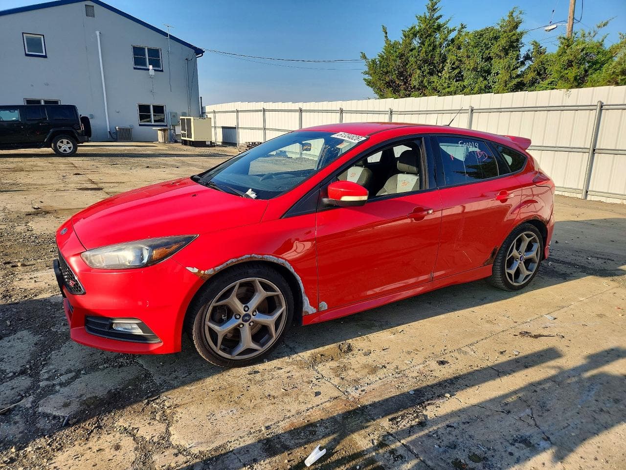 FORD FOCUS