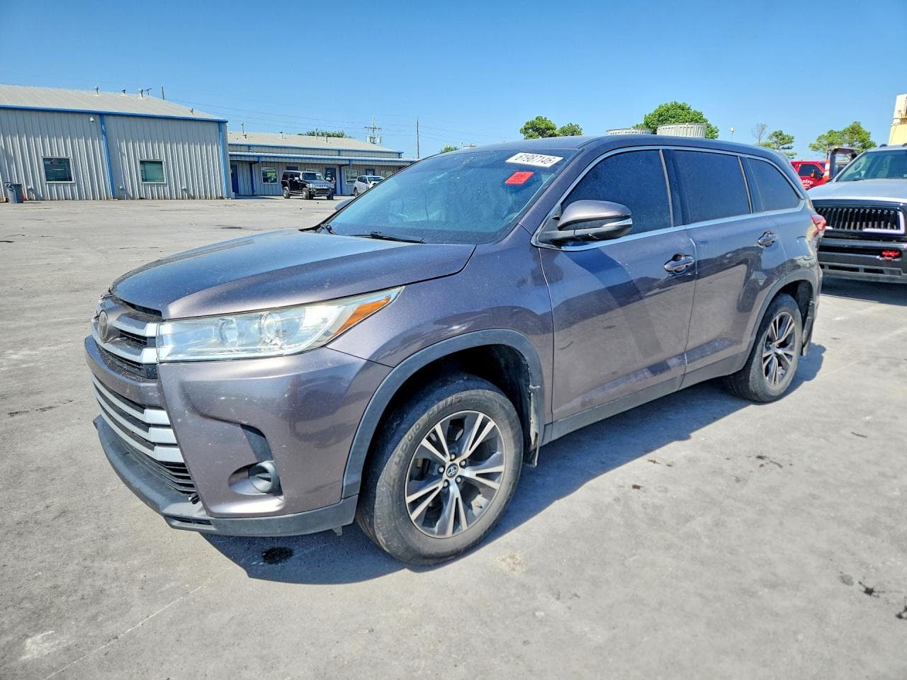 TOYOTA HIGHLANDER
