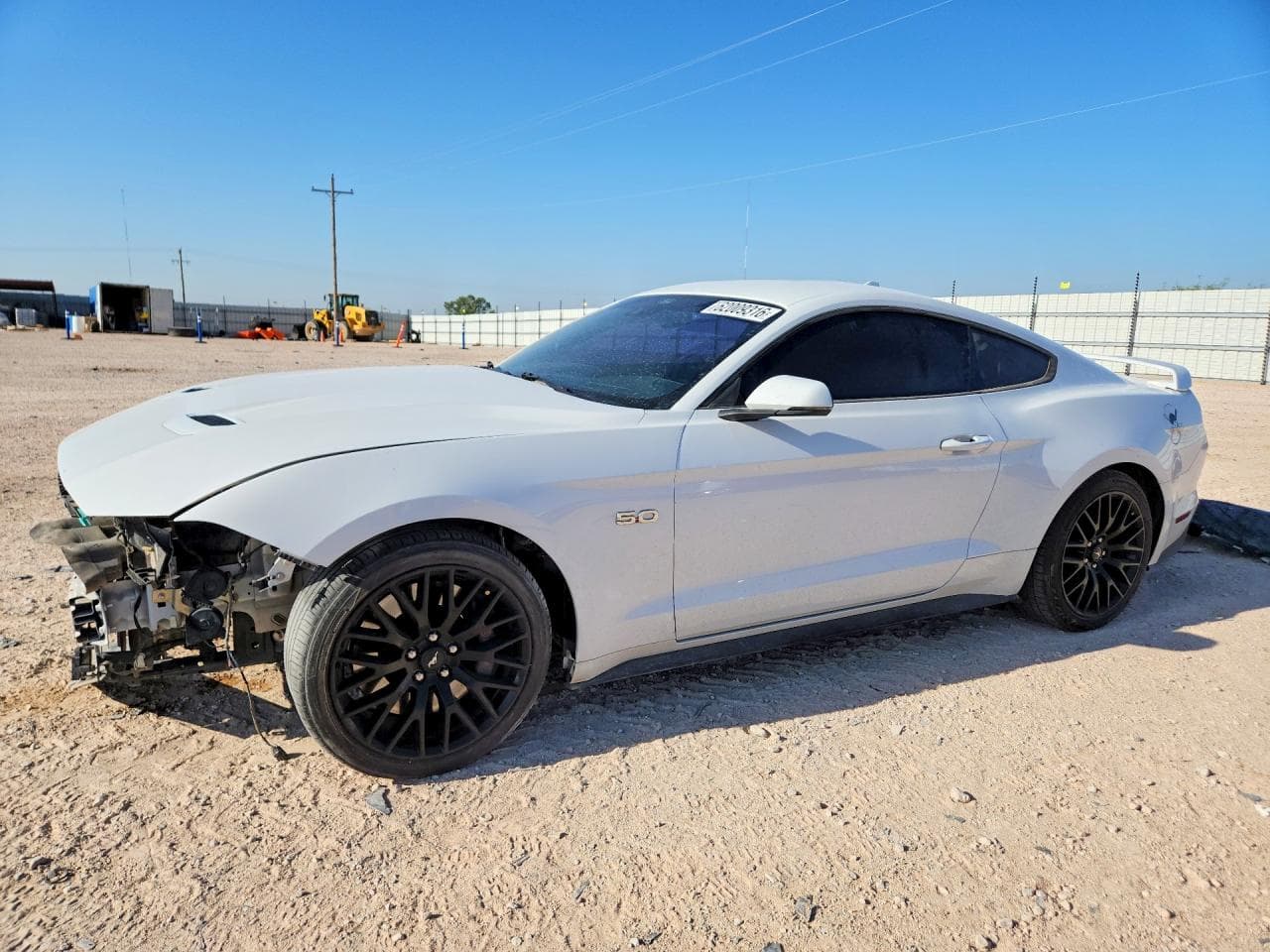 FORD MUSTANG