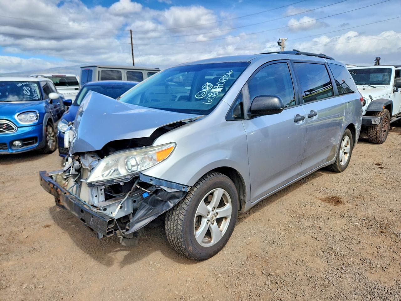 TOYOTA SIENNA
