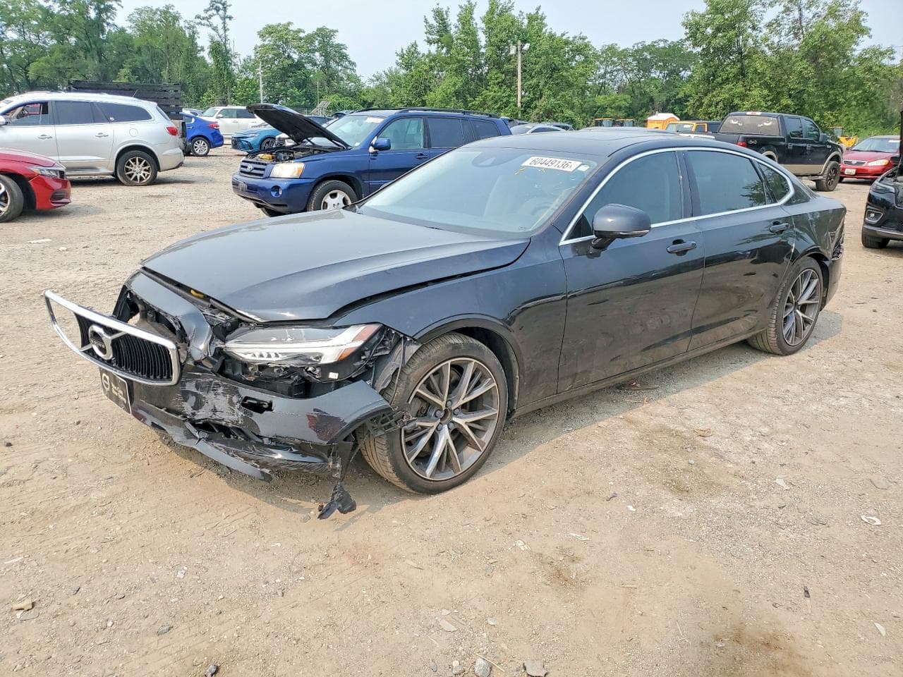 VOLVO S90