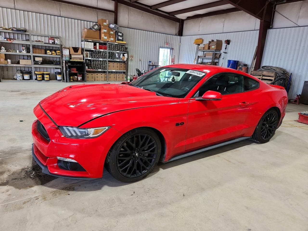 FORD MUSTANG
