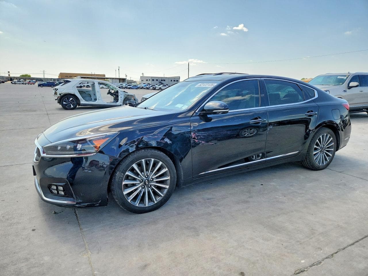 2017 KIA CADENZA